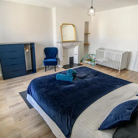 Holiday home Le Logis Du Marquis Jacuzzi Billard *